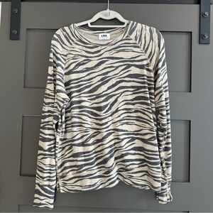 Jillyan Raglan Long Sleeve Sweatshirt | LNA | Tan Zebra Print | Large